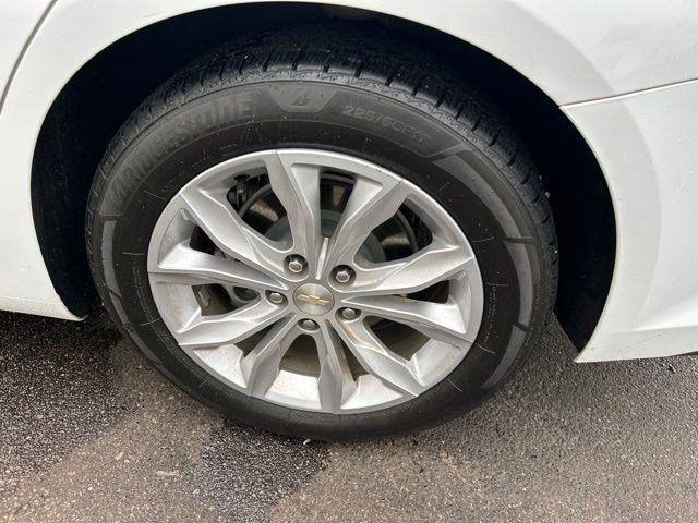 Chevrolet Malibu  2023
