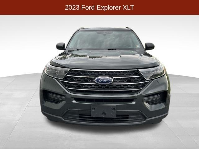 Ford Explorer  2023