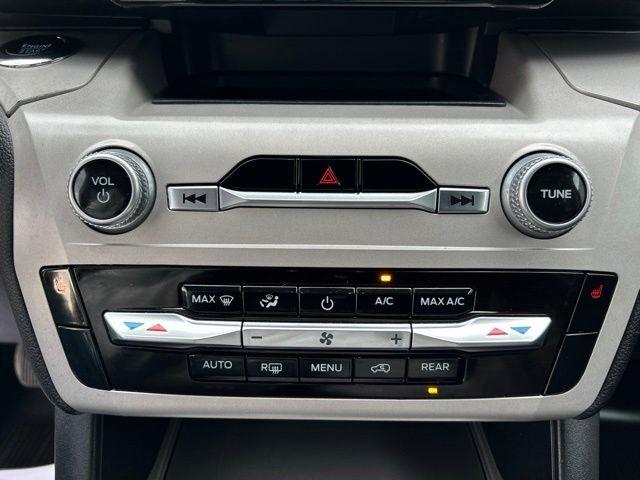 Ford Explorer  2023