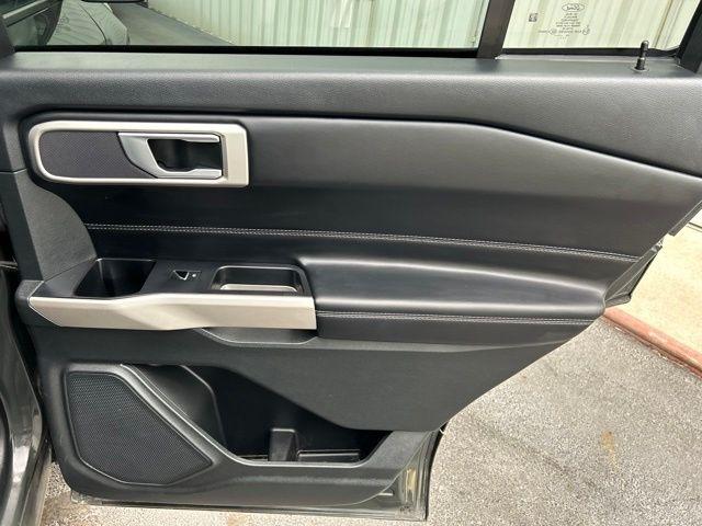 Ford Explorer  2023