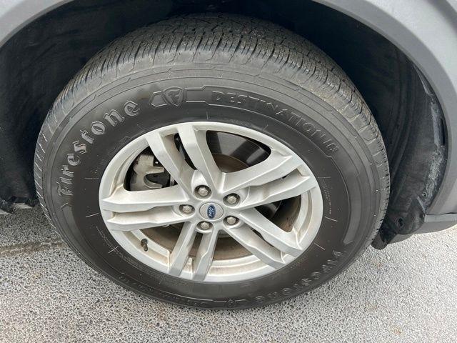 Ford Explorer  2023
