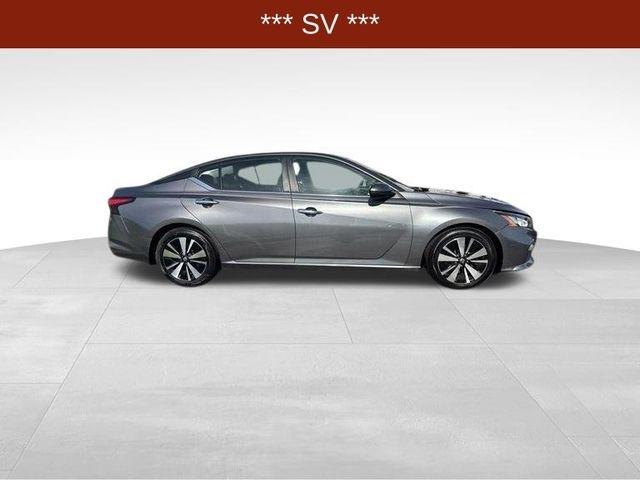 Nissan Altima  2021