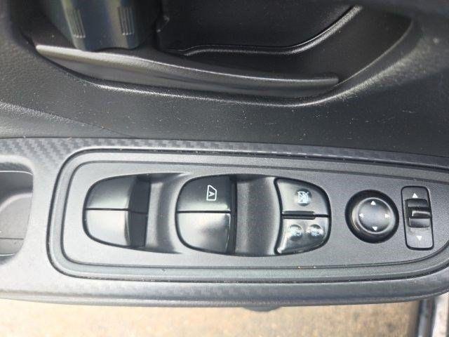 Nissan Versa  2024