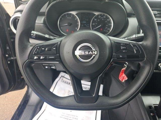 Nissan Versa  2024