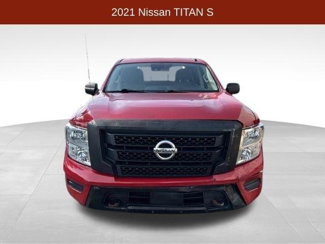 Nissan Titan  2021