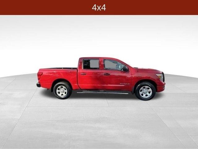 Nissan Titan  2021