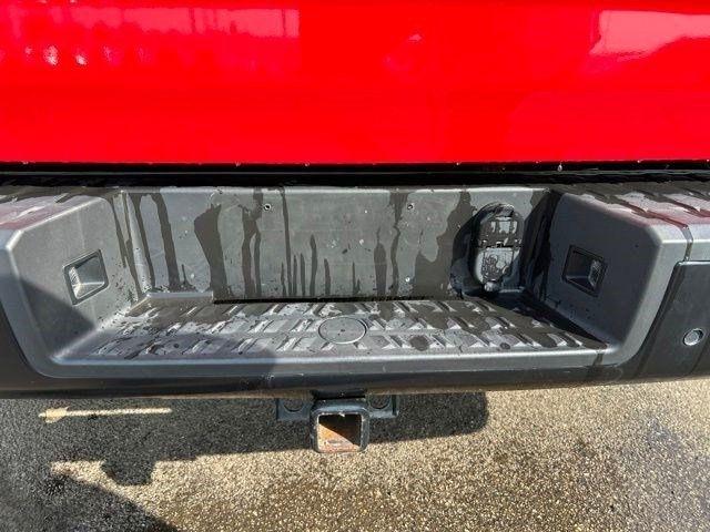 Nissan Titan  2021