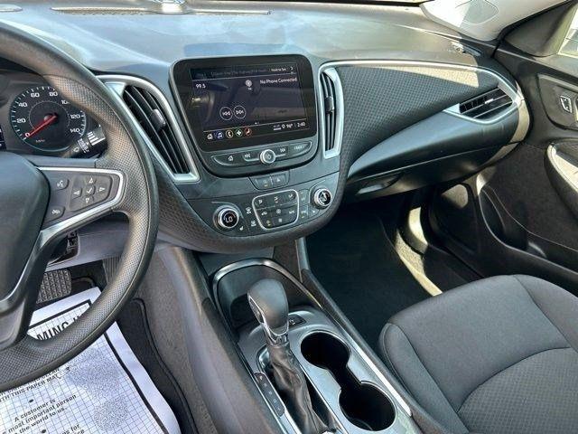 Chevrolet Malibu  2025