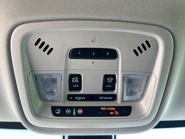 Chevrolet Traverse  2021
