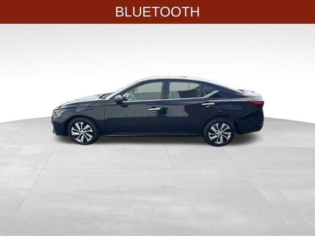 Nissan Altima  2023