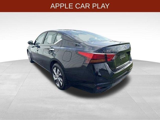 Nissan Altima  2023