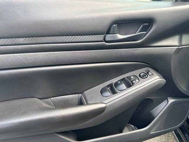 Nissan Altima  2023