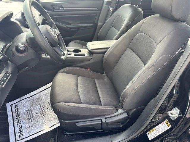 Nissan Altima  2023