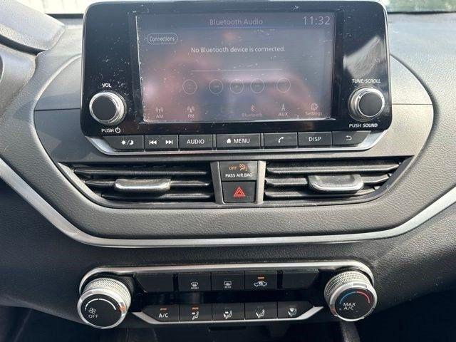 Nissan Altima  2023