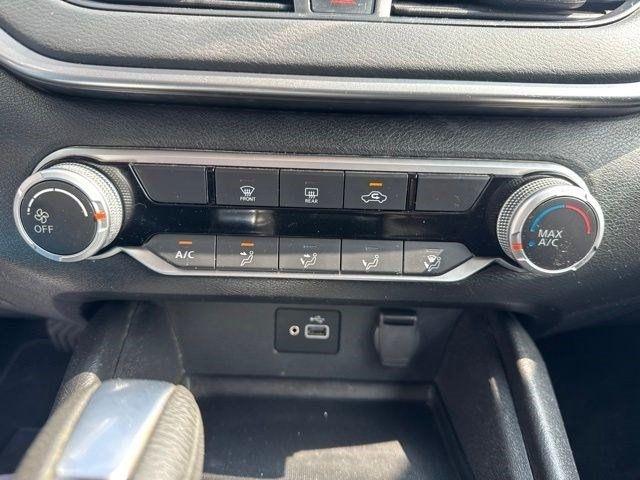 Nissan Altima  2023