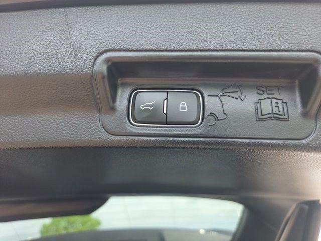Ford Explorer  2022