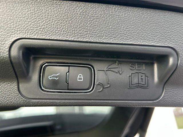 Ford Explorer  2023