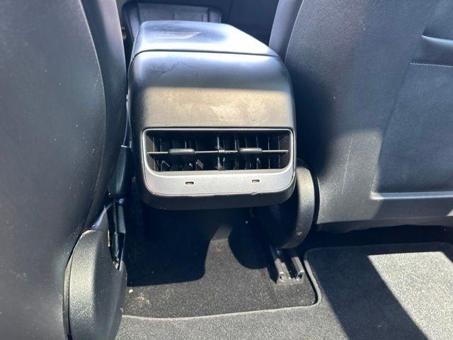Tesla Model 3  2023
