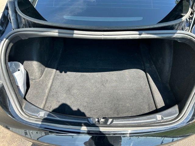 Tesla Model 3  2023