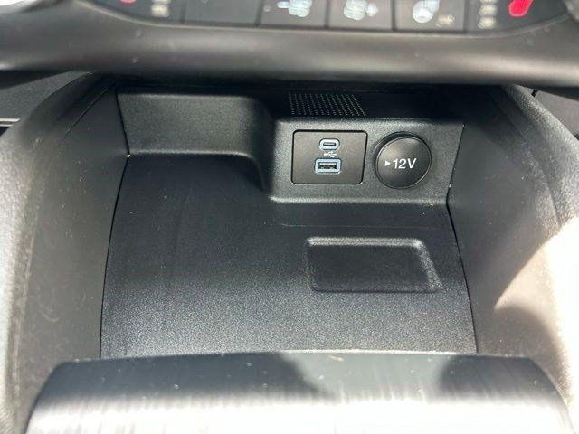 Ford Escape  2023