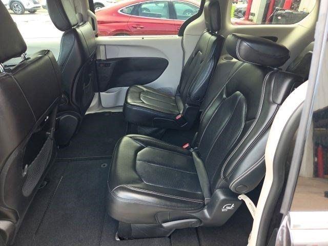 Chrysler Pacifica  2023