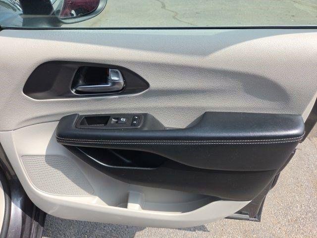Chrysler Pacifica  2023