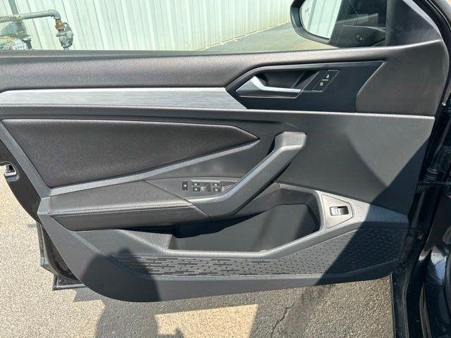Volkswagen Jetta  2025