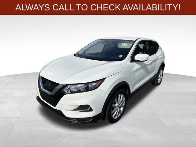 Nissan Rogue Sport  2022