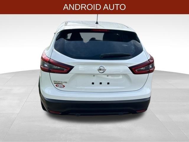 Nissan Rogue Sport  2022