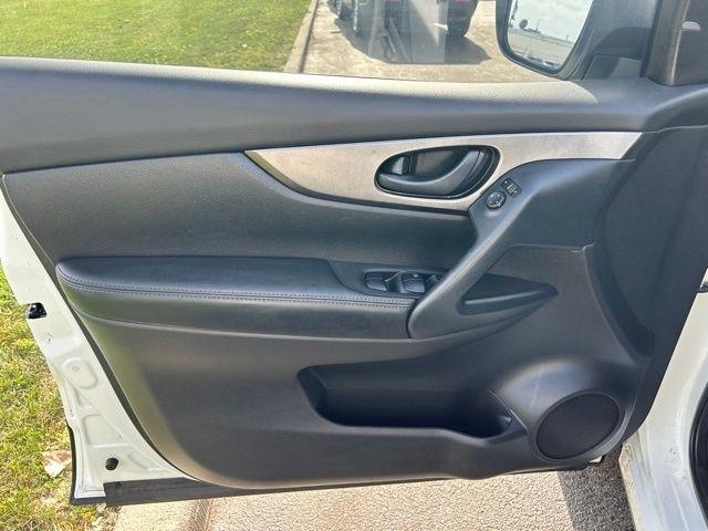 Nissan Rogue Sport  2022