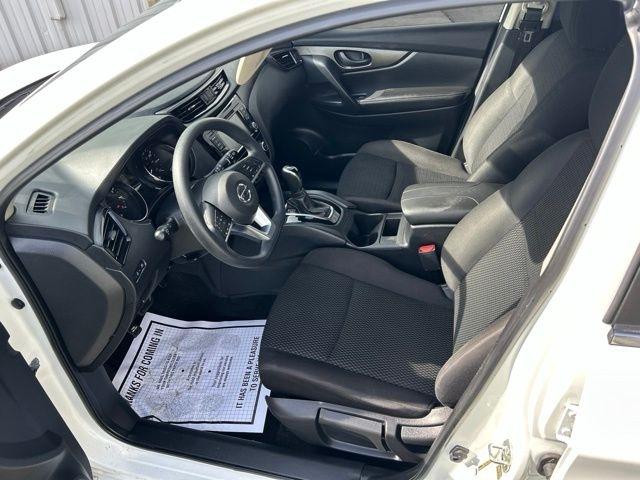 Nissan Rogue Sport  2022