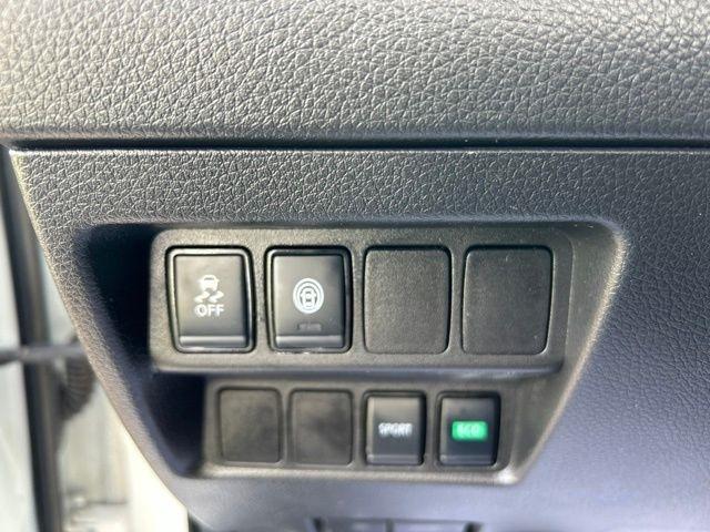 Nissan Rogue Sport  2022