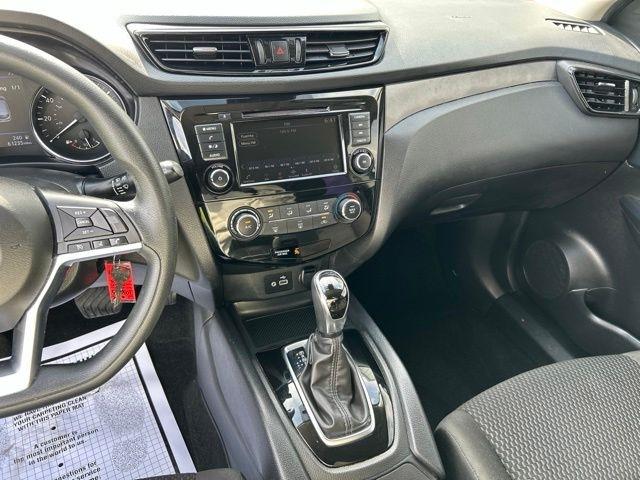 Nissan Rogue Sport  2022