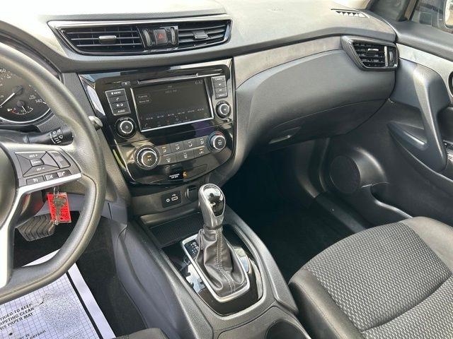 Nissan Rogue Sport  2022