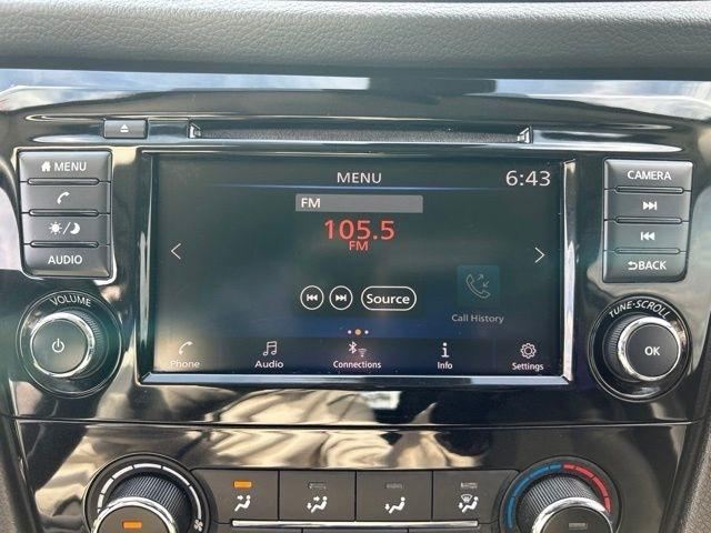 Nissan Rogue Sport  2022