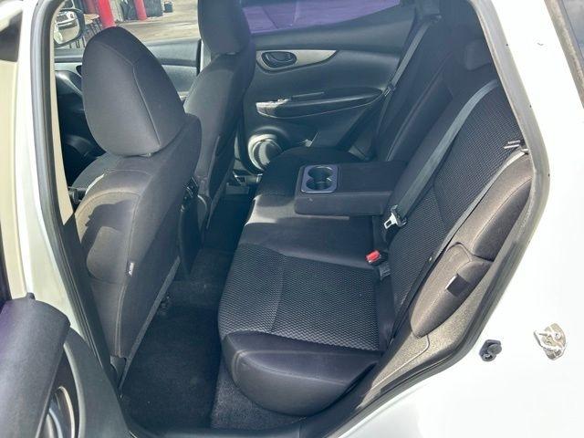 Nissan Rogue Sport  2022