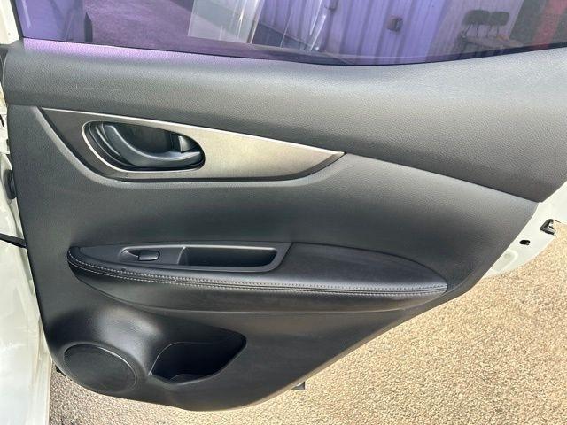 Nissan Rogue Sport  2022
