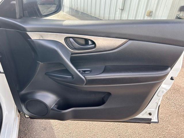 Nissan Rogue Sport  2022