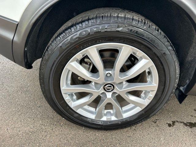 Nissan Rogue Sport  2022