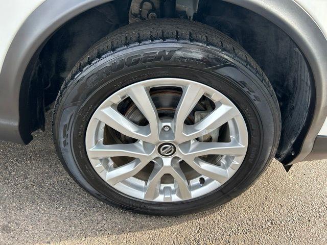 Nissan Rogue Sport  2022