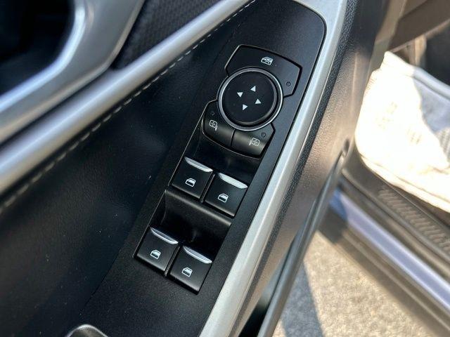 Ford Explorer  2021