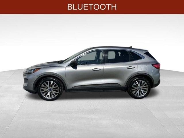 Ford Escape Titanium 4WD 2021
