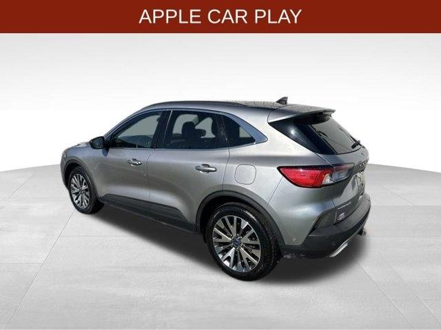 Ford Escape Titanium 4WD 2021