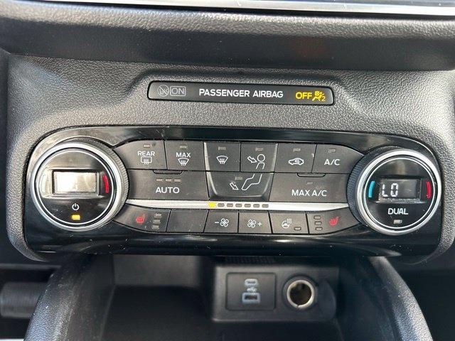 Ford Escape Titanium 4WD 2021