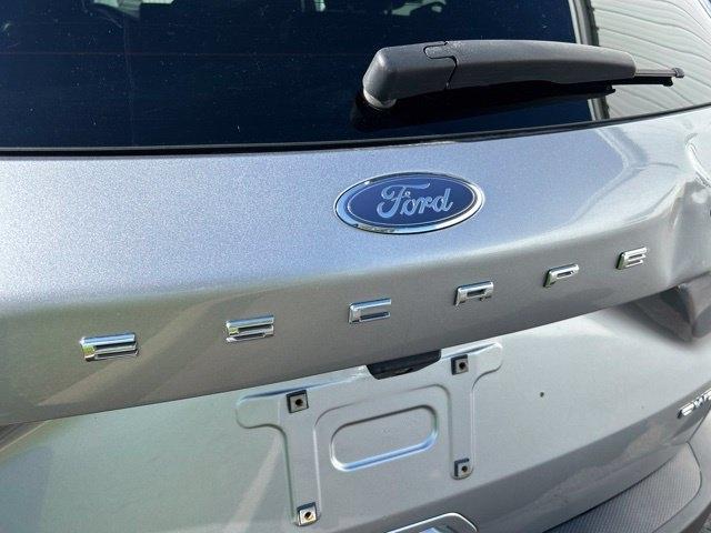 Ford Escape Titanium 4WD 2021
