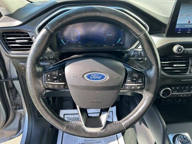 Ford Escape Titanium 4WD 2021