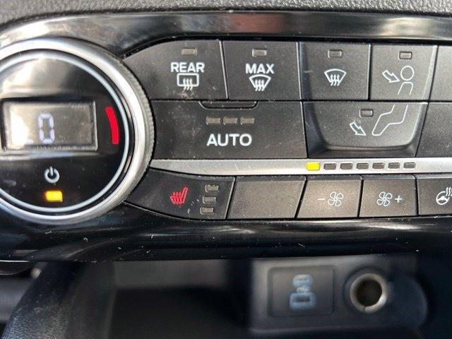 Ford Escape Titanium 4WD 2021