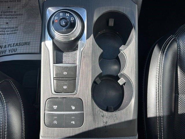 Ford Escape Titanium 4WD 2021