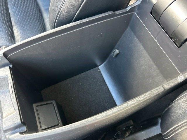 Ford Escape Titanium 4WD 2021