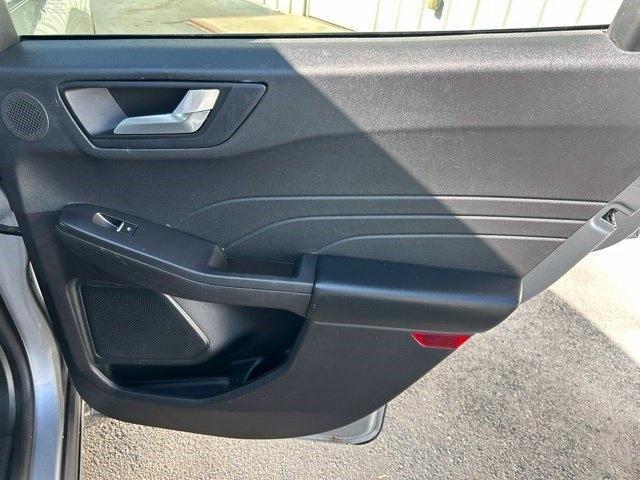 Ford Escape Titanium 4WD 2021